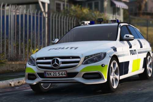 2015 Mercedes-Benz C250 Estate - Danish Police - [ELS]