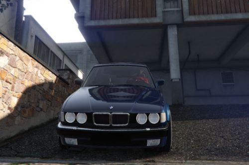 BMW 7 Series (E32) Pack M