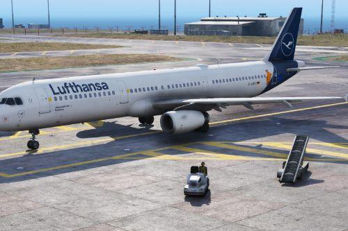 A321-100 Lufthansa ("Die Maus" Livery)