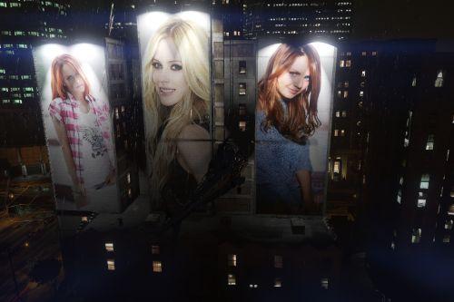 Avril Lavigne & МакSим Billboards