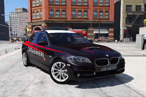 BMW 530D Carabinieri (Italian army police)