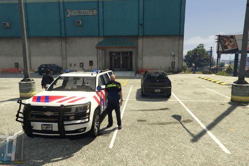 Unmarked BMW X5 M Dutch Police - GTA5-Mods.com