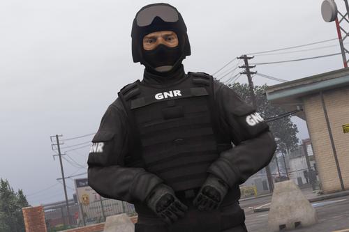 Farda de combate GIOE (GNR) 86fad4 sulo