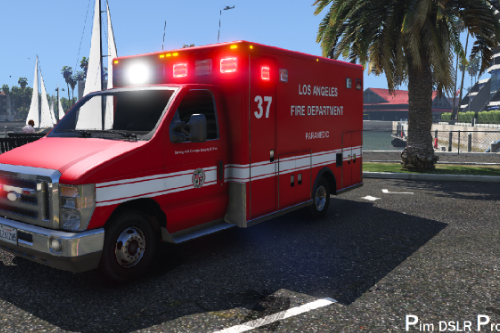 Ford E450 Ambulance (LED Version) [4K]