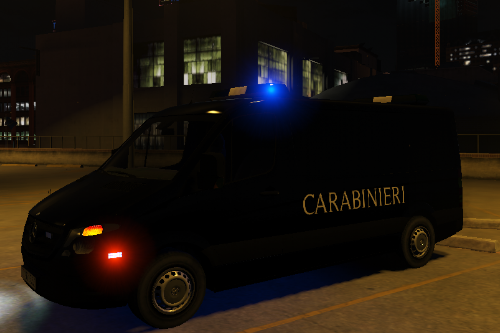 Furgone carabinieri (Italian army police van)