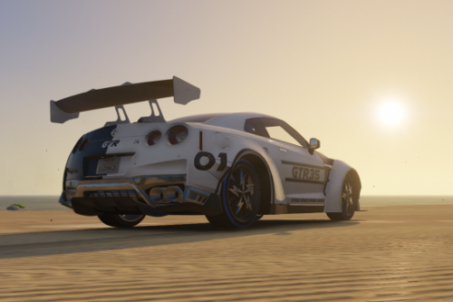 Black and White Paintjob for y97y's 2015 Nissan GT-R Nismo 