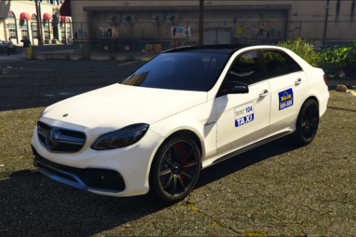 Harrogate Taxi/Private Hire Liveries for the 2013 Mercedes-Benz E63 AMG