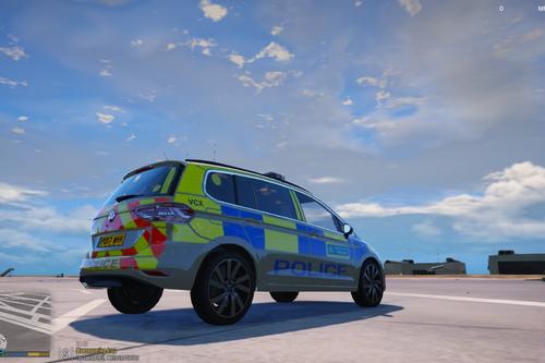 Met police VW Touran Ae5817 20171118182422 1