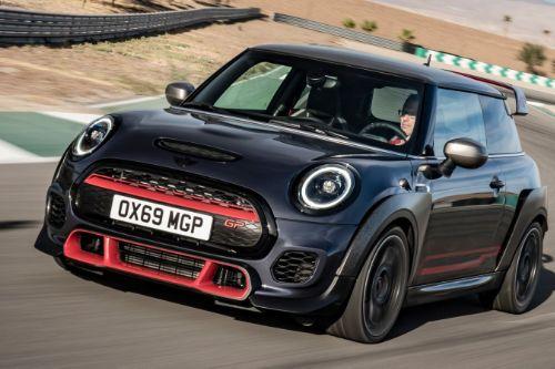 Mini Cooper JCW 2020 Improved handling and sound