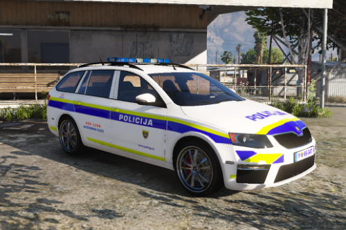 Skoda Octavia Caravan Slovenian Police [Replace | ELS]
