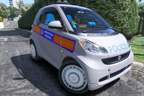Various UK police skins for Smart Car