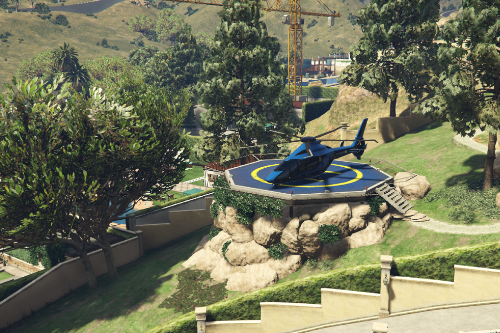 Vinewood Hills Red Villa Helicopter Landing Place with Secret Cave