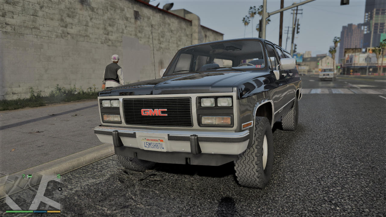 Моды гта 5 старые. Suburban GTA 5. GMC GTA 5. Suburban 2014 GTA 5. Машины в ГТА 5 GMC.