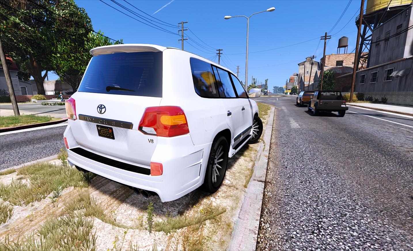 Toyota Land Cruiser 200 real physics - GTA5-Mods.com