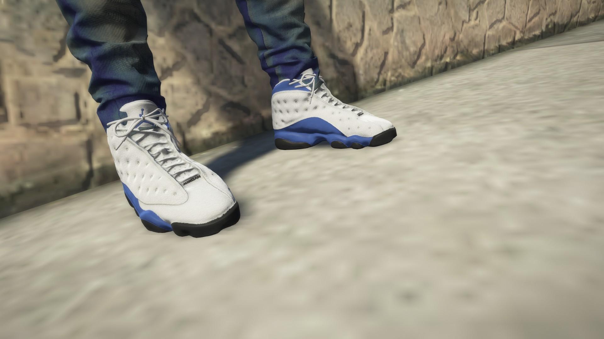 Jordan 13 hyper royal on outlet feet