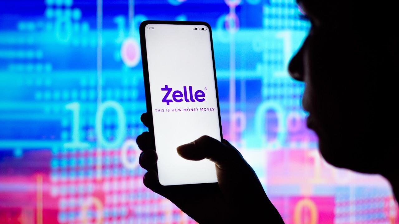 Zelle Support Number 1 858 800 0659 Customer Care Phone   3042e1 Zelle App Smartphone 