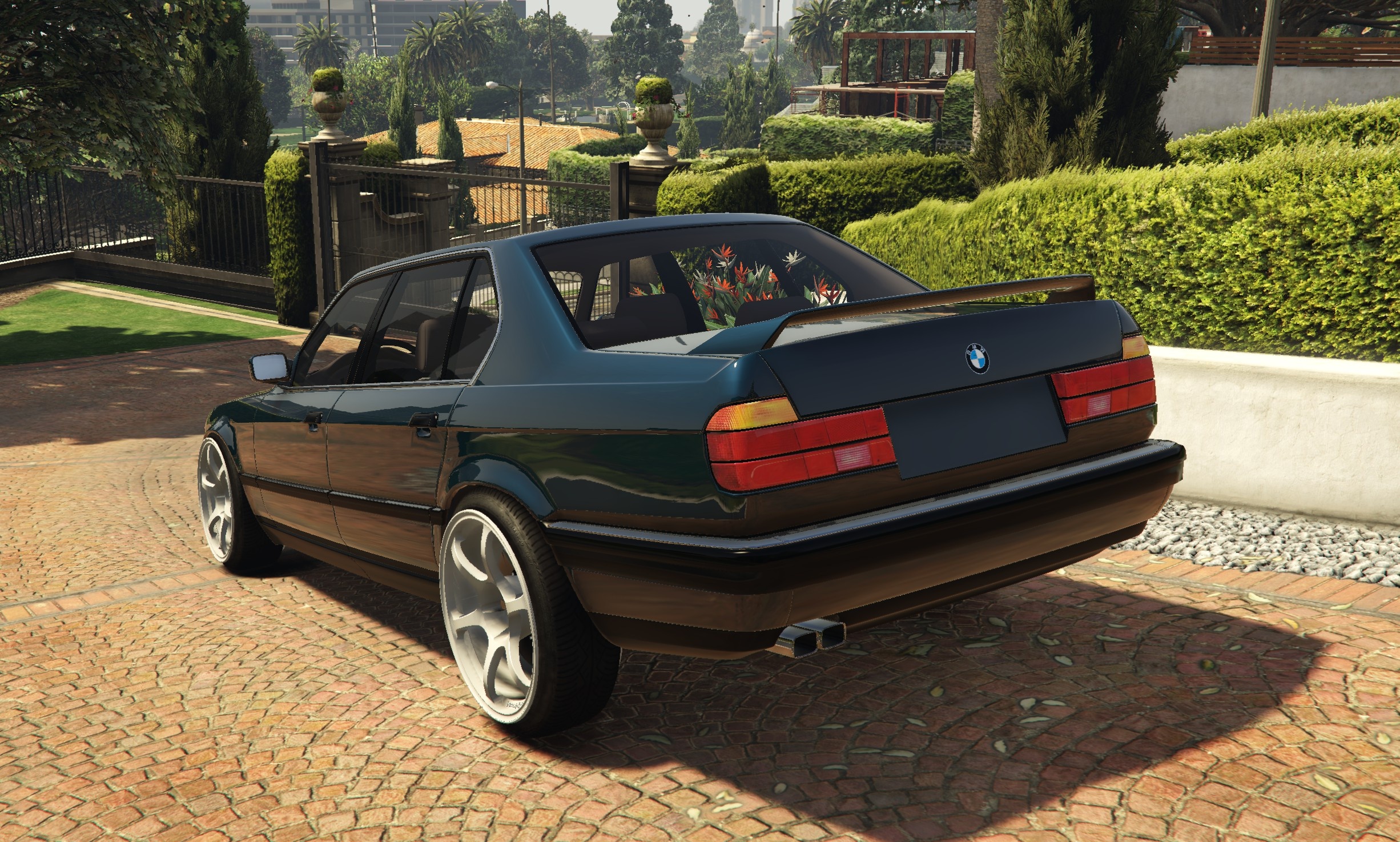BMW 7 Series (E32) - Скриншот 2 BMW 7 Series (E32) - Скриншот 2