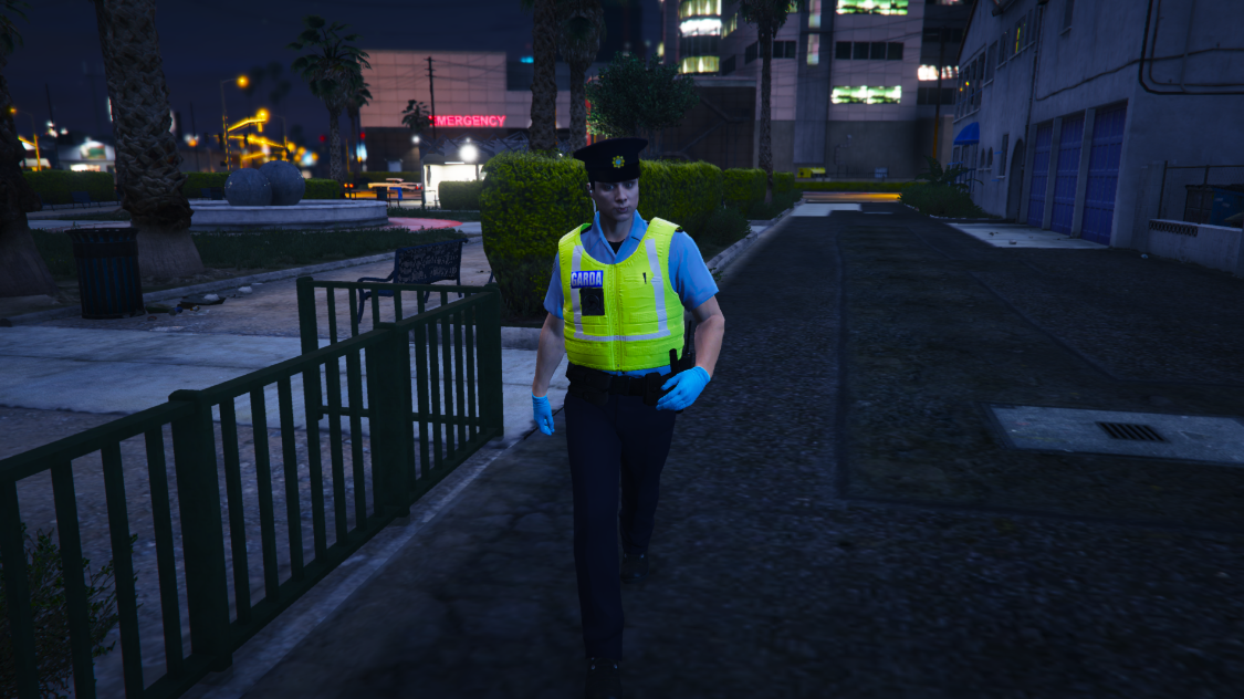 An Garda Síochána Hivis Vest - Gta5-mods.com