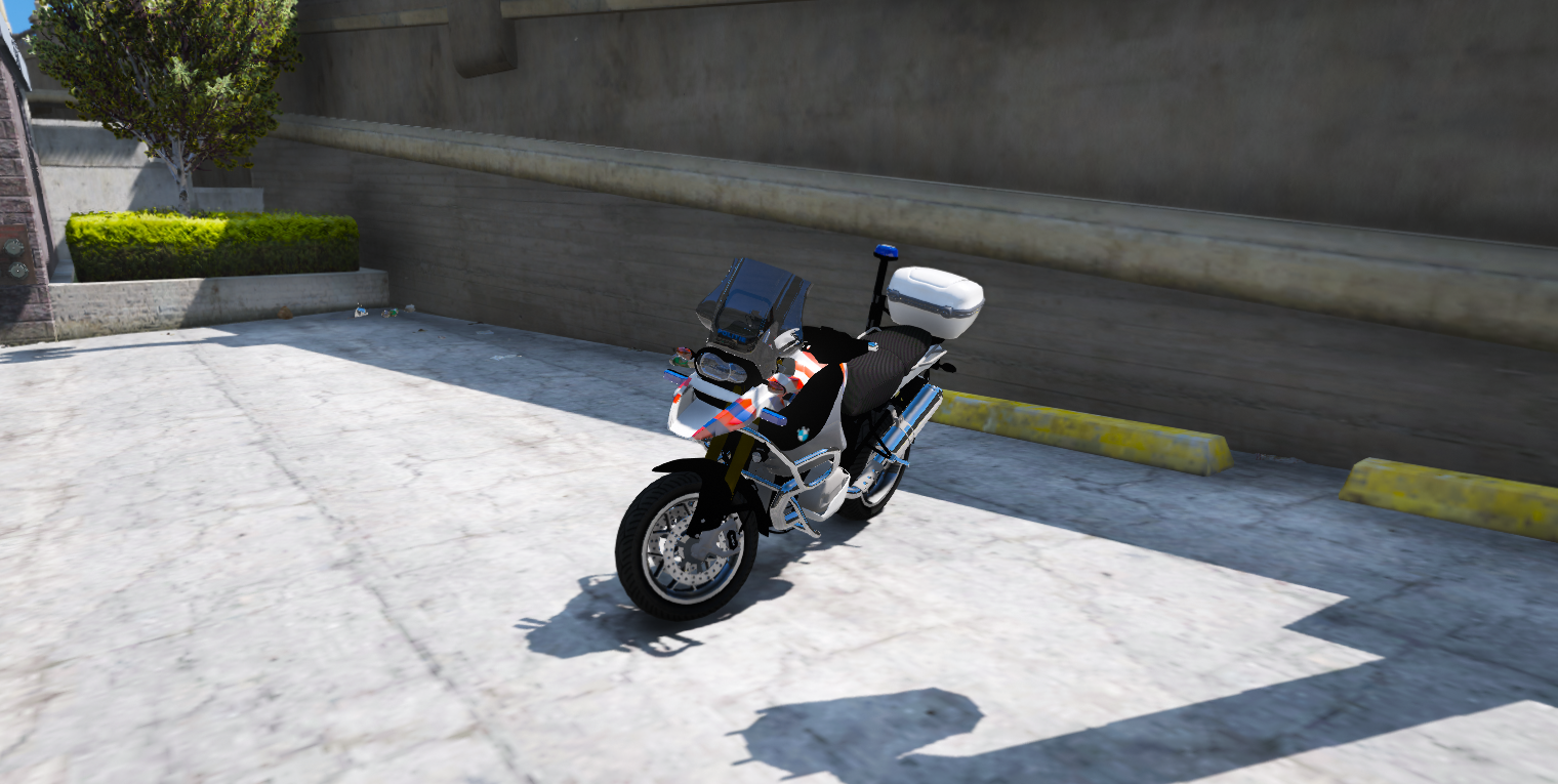 Is there a police bike in gta 5 фото 85