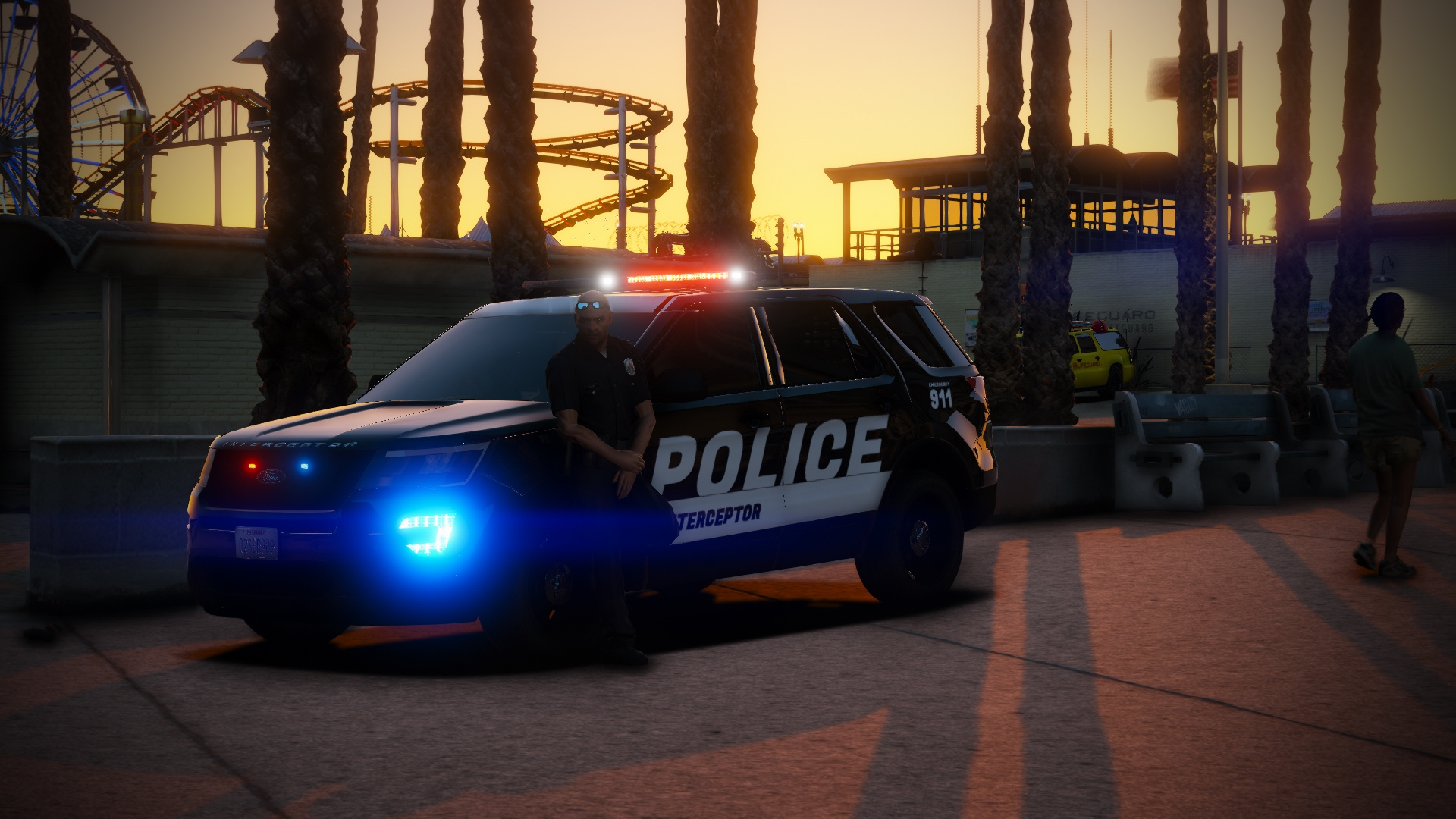 Полицейская машина уезжает. Ford Police Interceptor GTA 5. ГТА 5 полиция. Police, Police, Police ГТА 5. Полиция ГТА 5 5.