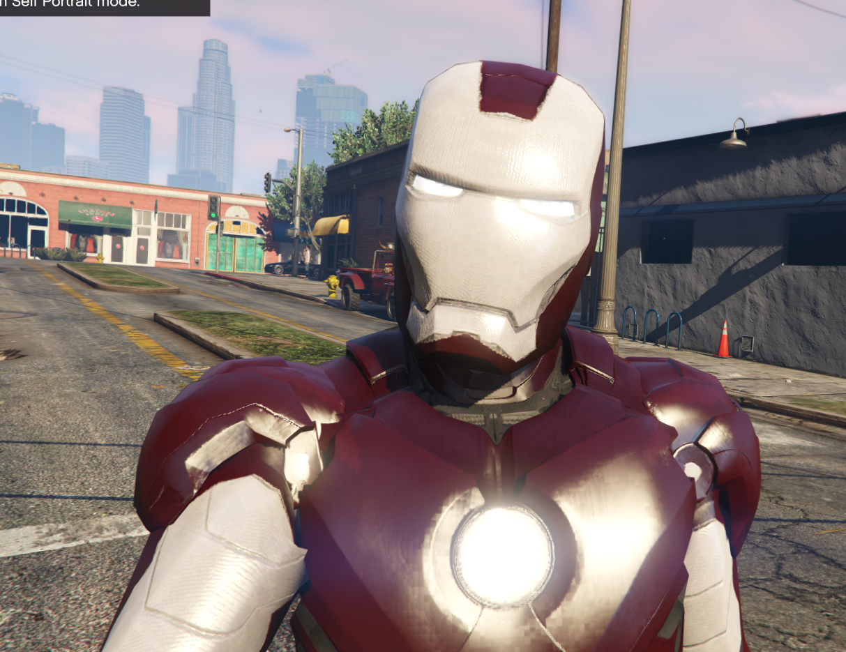 Mod ok. Iron man MK 4. Скины Iron man GTA 5. ГТА 5 мод на железного человека. Охранник железного человека.