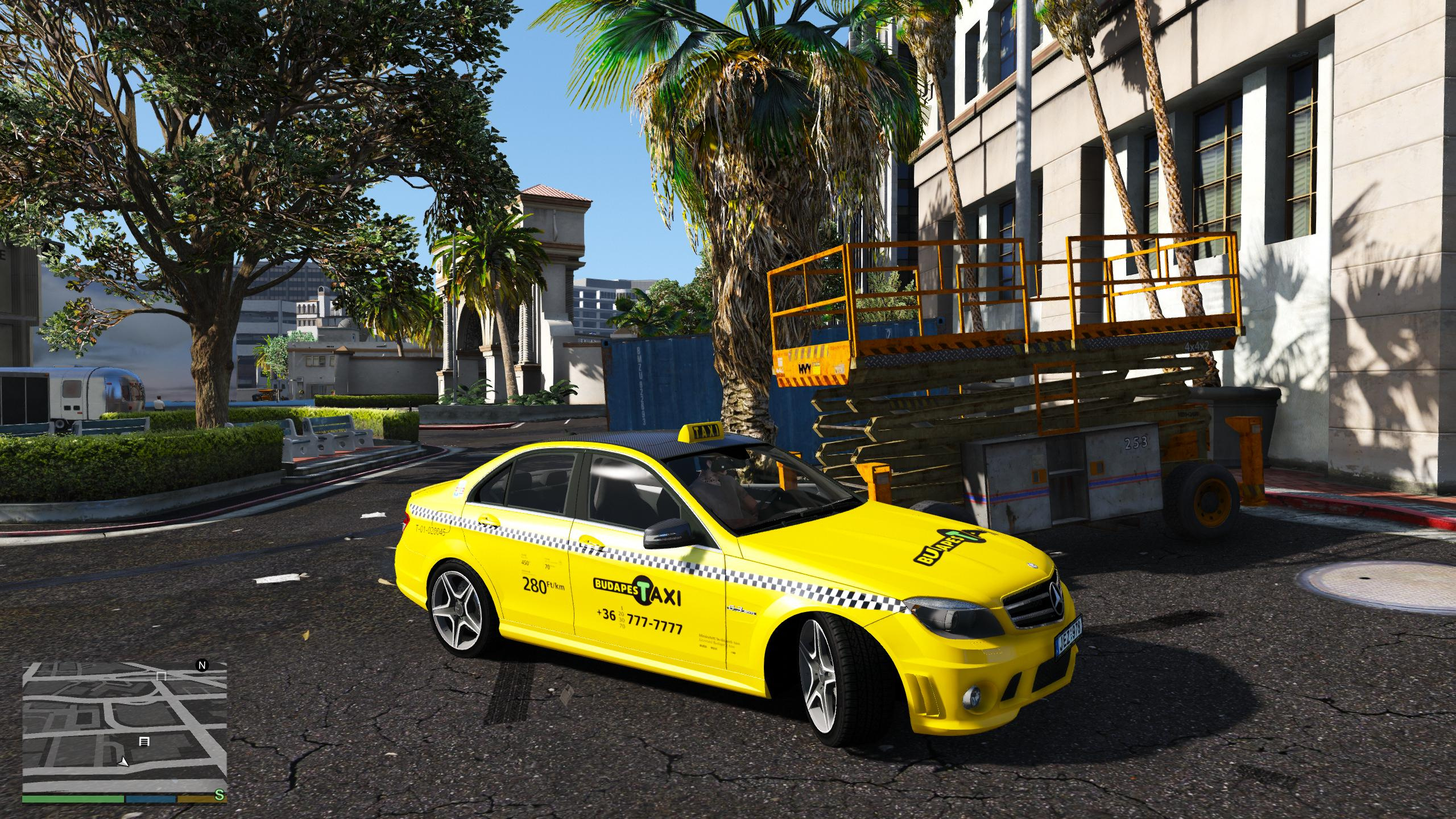 Такси в гта 5. Такси Мерседес c63 AMG. BMW Taxi GTA 5. GTA 5 Mod Taxi. Таксопарк GTA 5 Grand.