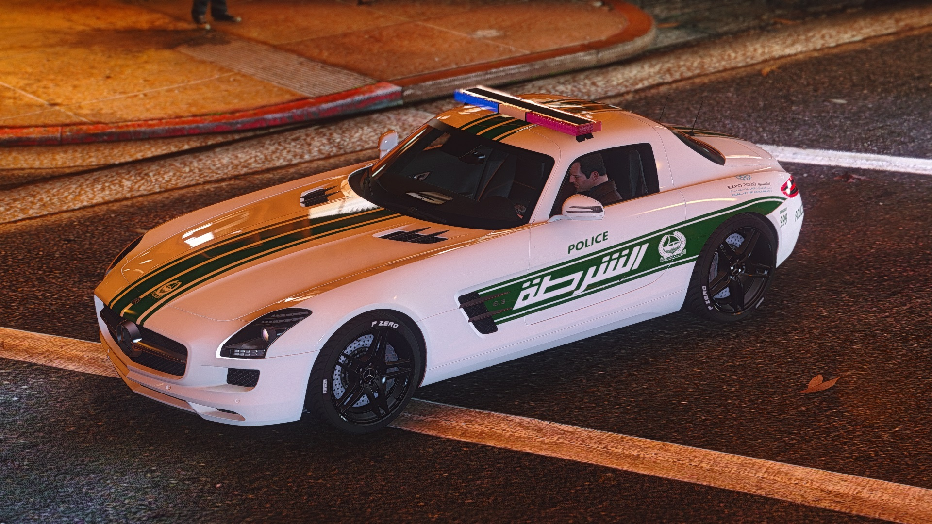 Mercedes SLS Dubai