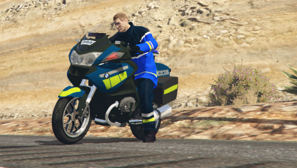 Moto Gendarmerie avec Clignotant - GTA5-Mods.com