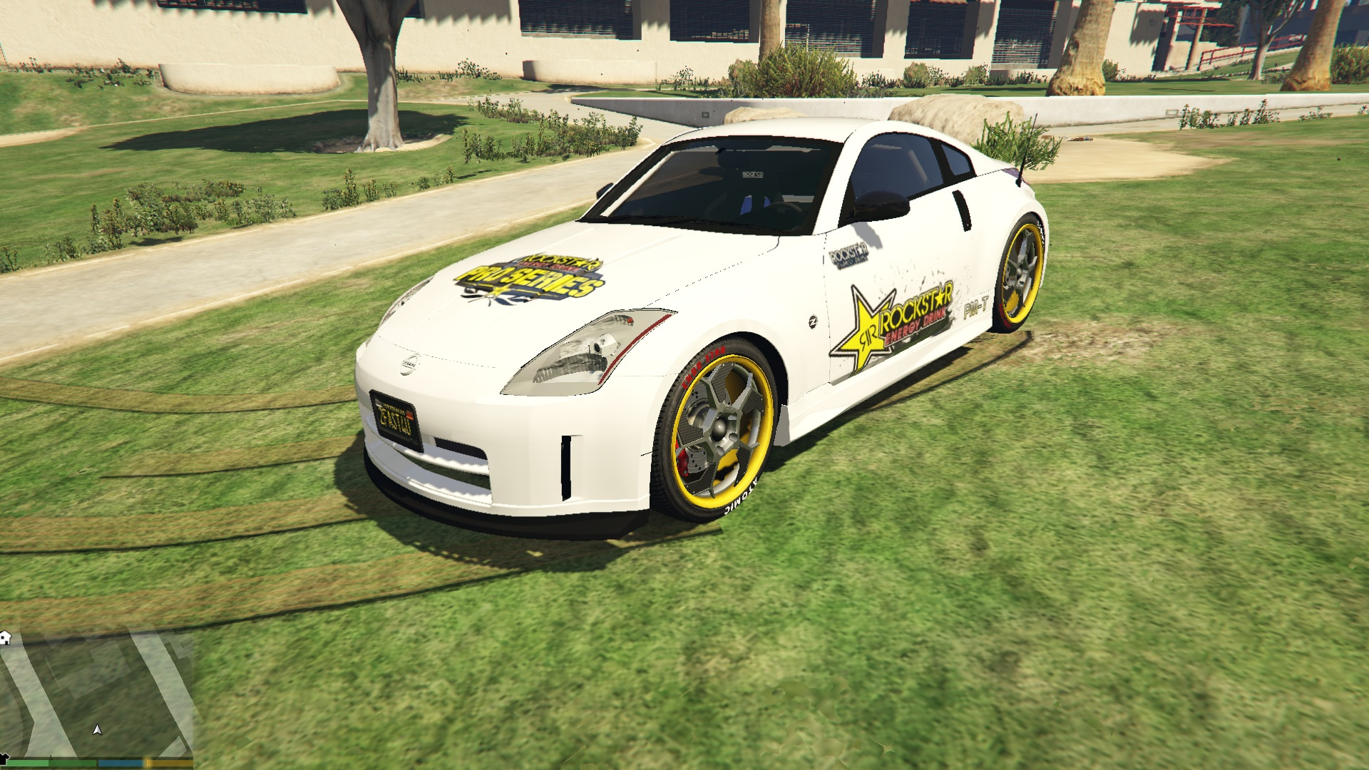 Is there a nissan 350z in gta 5 фото 42