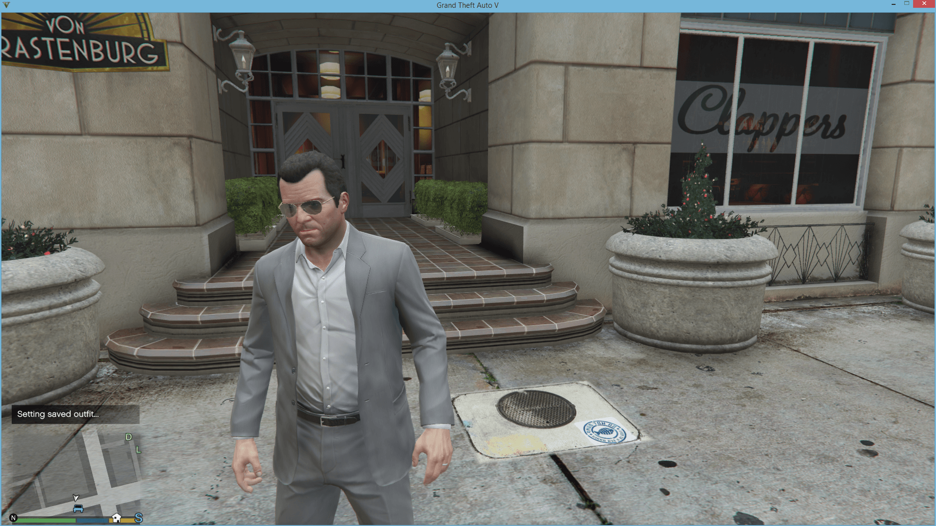 grand theft auto v - Is there a way to save an outfit in GTA V  single-player Story Mode? - Arqade