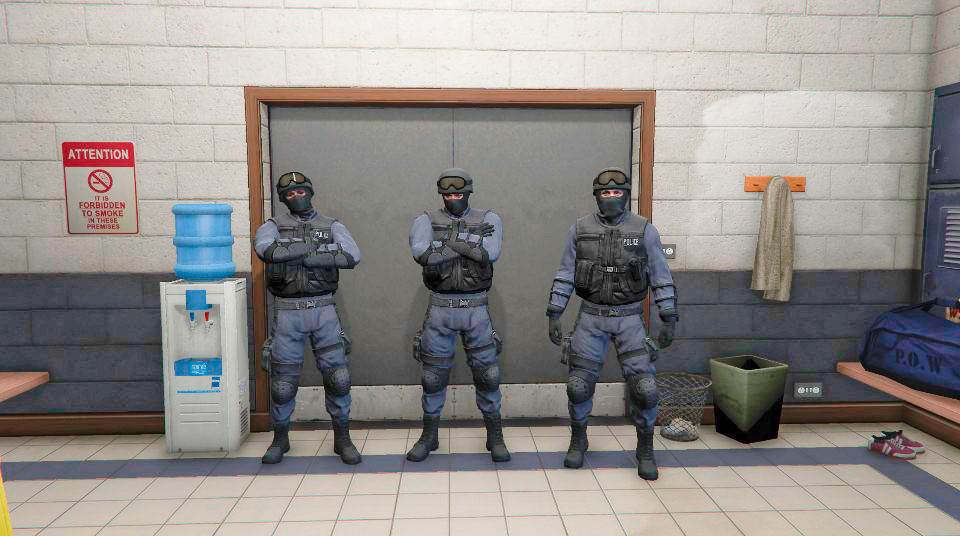 SWAT Outfits For MP MALE And MP FEMALE [Menyoo] 